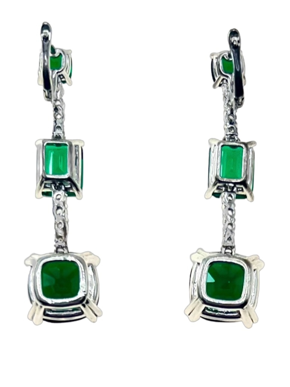 Dangle Earrings in Silver Tone with Green Rhinestones - Picture 4 of 6
